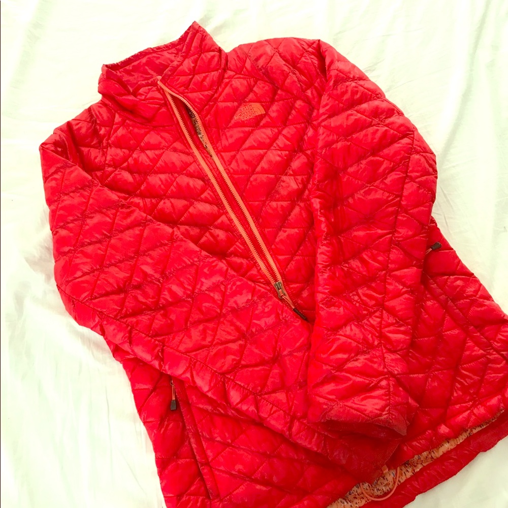 Red North Face Thermoball Jacket Women M